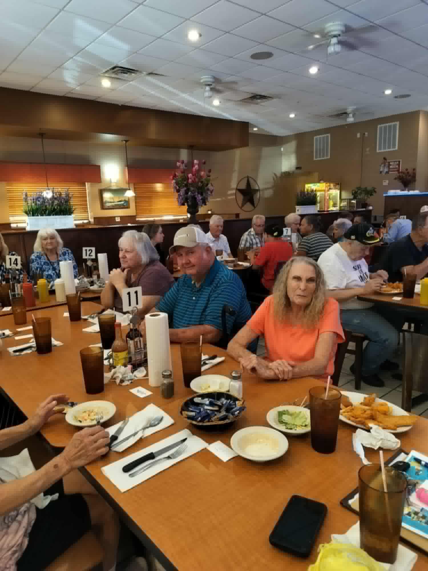 DAYTON SENIORS ENJOY TEXAS SEAFOOD AND STEAK Liberty Vindicator